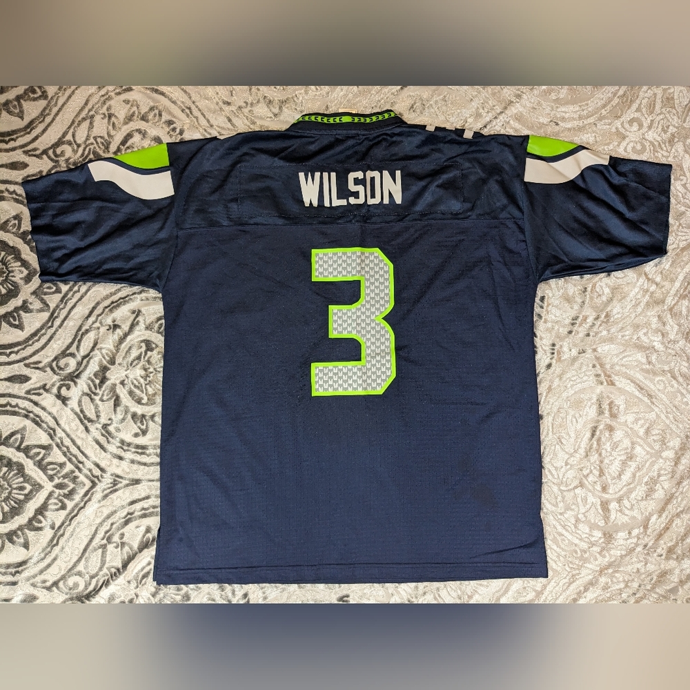 Seattle Seahawks Russell Wilson - Picture 5 of 5
